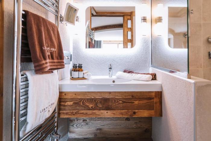 Les Peupliers Hotel 4*