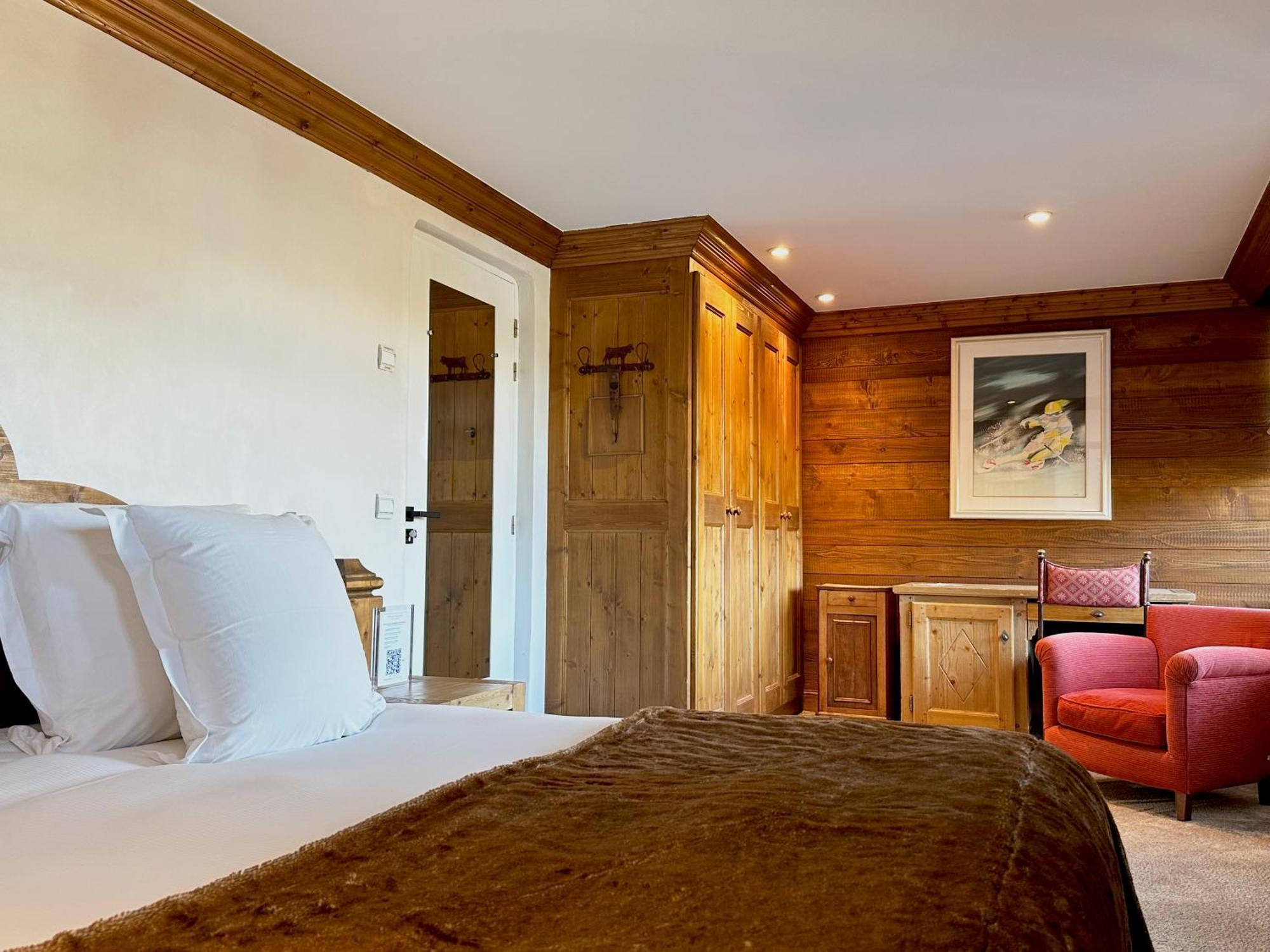 Les Peupliers Hotel